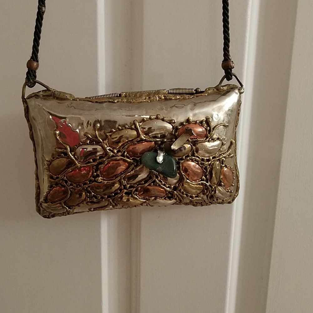 Hand bag - Picture 2 of 4